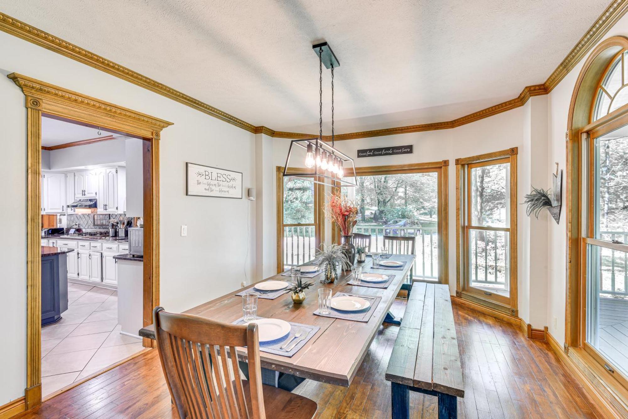 Huge Family Home With Pool - 13 Mi To Lake Michigan! La Porte Exterior foto