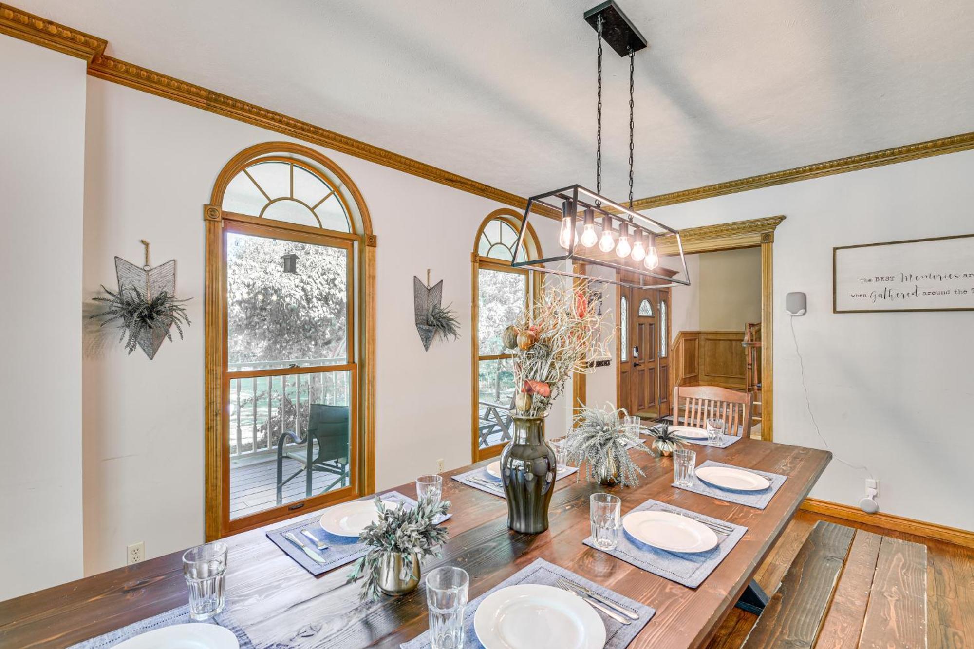 Huge Family Home With Pool - 13 Mi To Lake Michigan! La Porte Exterior foto